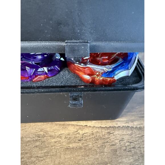 12 Beyblades, Accessories, Carry Case READ - Picture 11 of 11